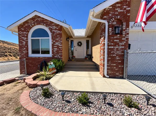 42803 Limeridge Dr, Lake Hughes, CA 93532