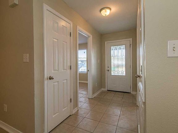2nd image of 5423 Quail Creek Cir