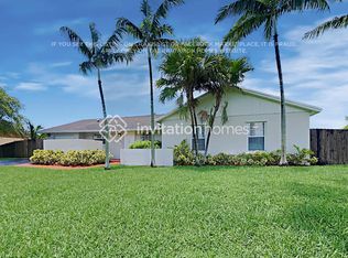 18474 SW 89th Ct, Cutler Bay, FL 33157