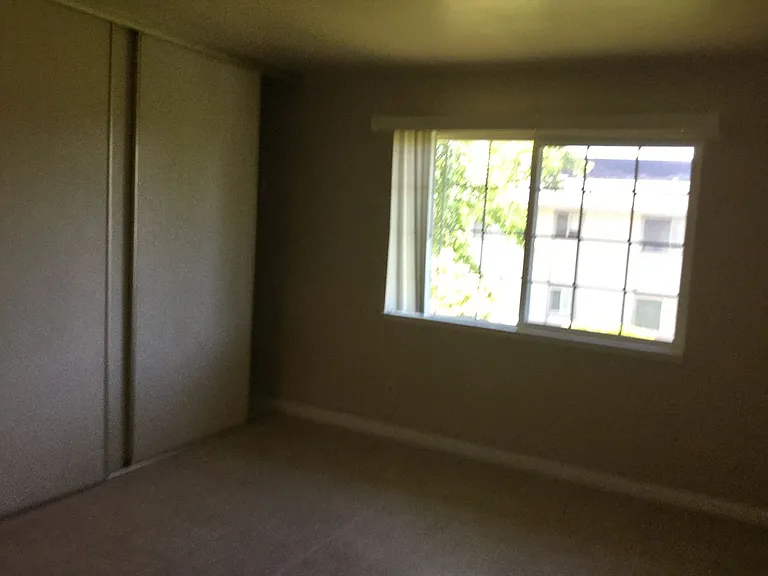1329 Southwest Blvd #B — Photo 16