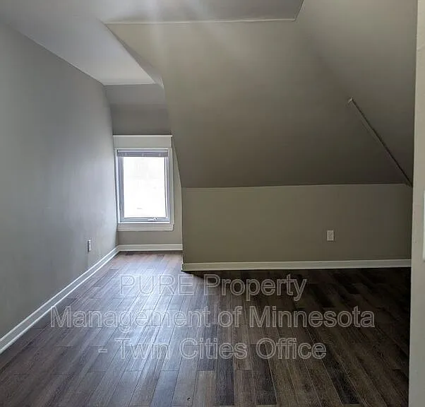 605 Van Buren Ave #3 — Photo 11