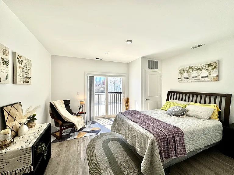 915 N Broad St #509 — Photo 1