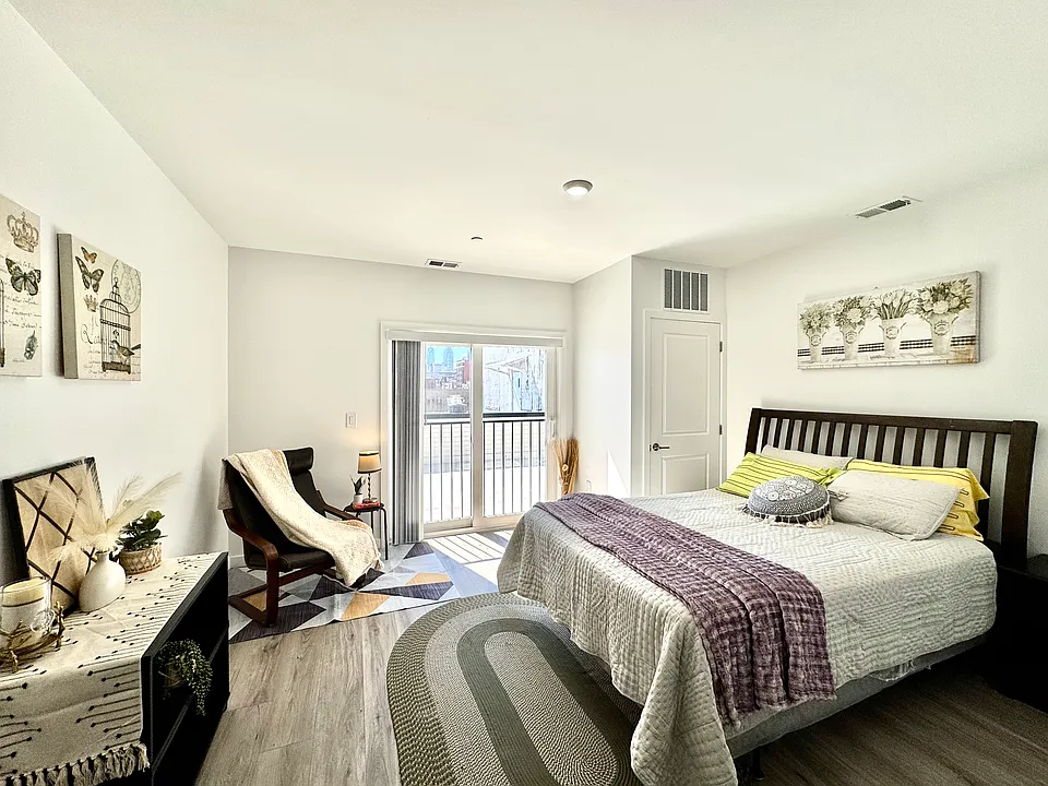 915 N Broad St #509