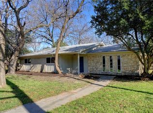 102 Mill Pond Rd, Denton, TX 76209