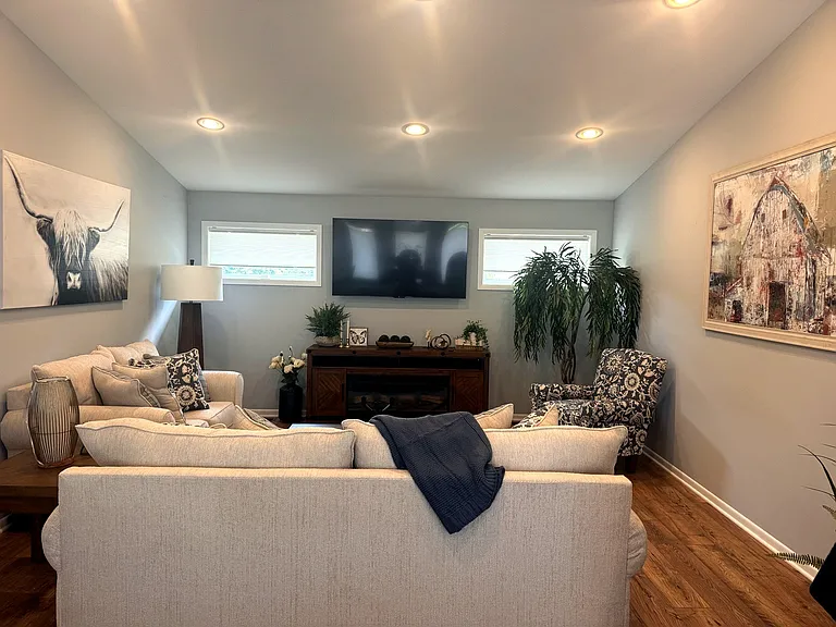 336 Everhard Rd SW #2 — Photo 6