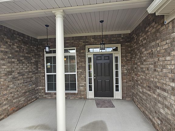 3rd image of 3433 Stockport Drive