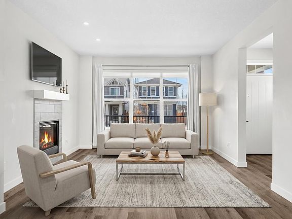 4th image of 8 Bergamot St
