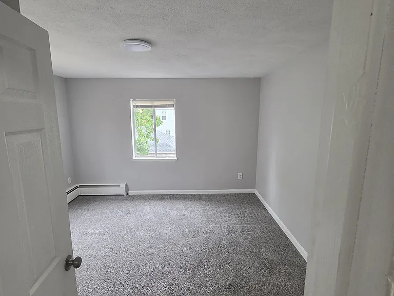 15 Barrows St #1 — Photo 13