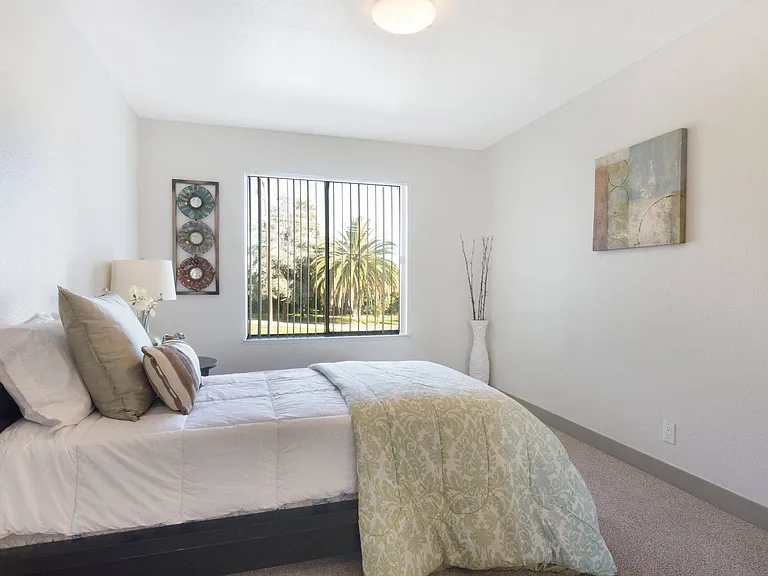 2x1 Remodel Hall Bedroom