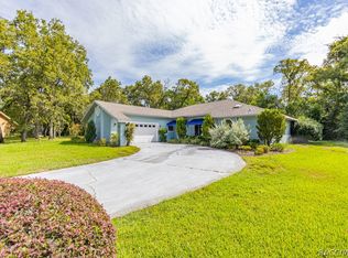 33 Hawthorne Ct, Homosassa, FL 34446