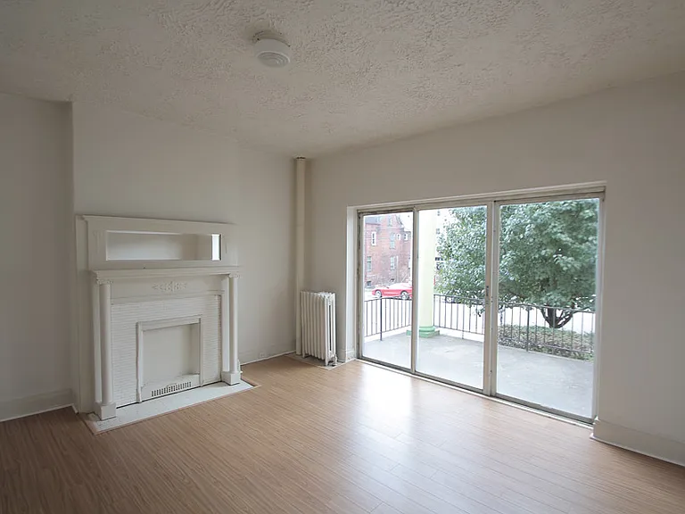 423 Biddle Ave — Photo 16