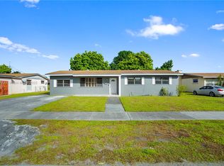 19631 NW 6th Ct, Miami Gardens, FL 33169