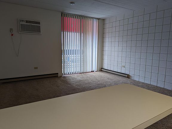 5th image of 2668 Elmwood Ave APT 338