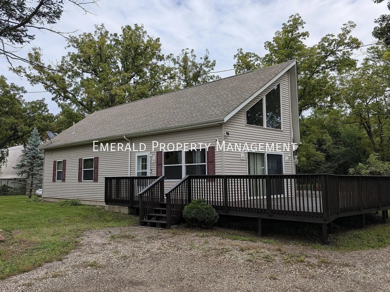 3 bed, $2,950 — Photo 2