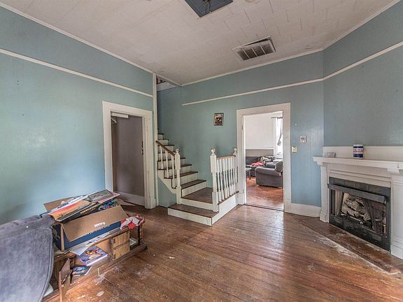2nd image of 314 Evangeline St