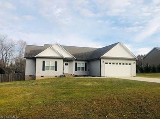 364 Juniper Dr, Lexington, NC 27292