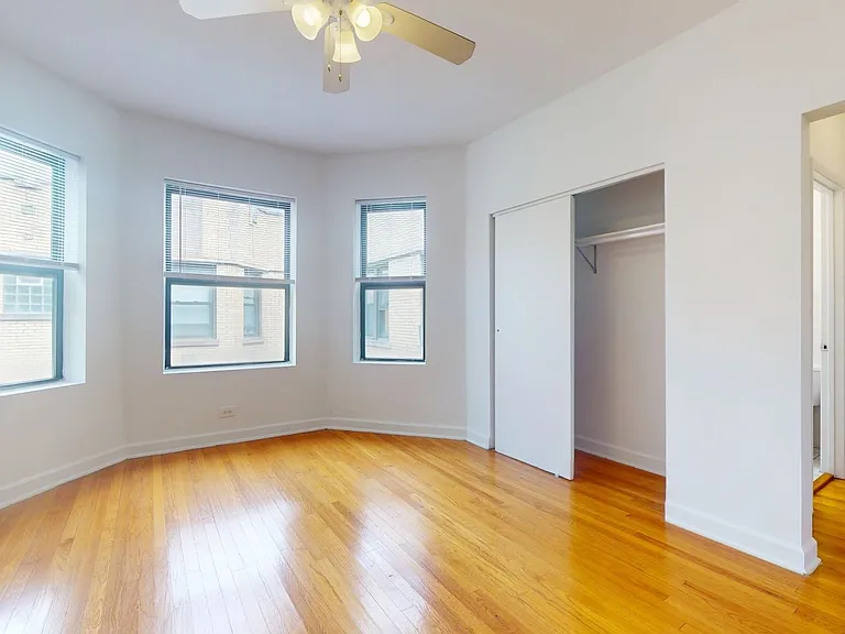 5415 S. Woodlawn Avenue — Photo 73