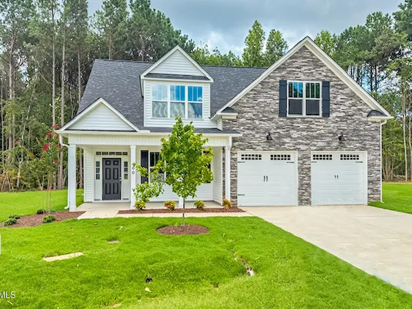 400 Abingdon Farms Dr, Selma, NC 27576