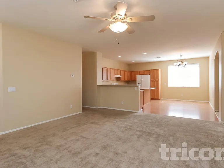12519 W Estero Ln — Photo 3