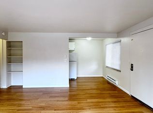 14332 32nd Ave NE #E, Seattle, WA 98125