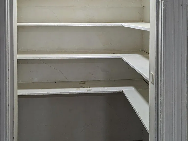 122 Fairbanks St NE #2 — Photo 6