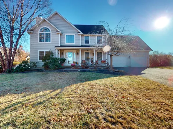 53 Abbe Road, Enfield, CT 06082