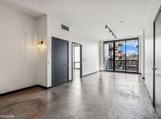 1637 N Milwaukee Ave #302, Chicago, IL 60647