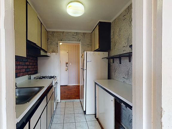 5th image of 735 Avenue W #2