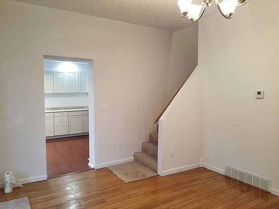 3rd image of 174 Western Ave
