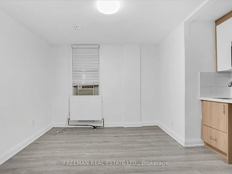 15 Thorburn Ave #104 — Photo 5