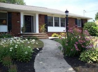 11 Beverly Pl, Hamilton, NJ 08619