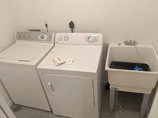 Rented by Highline Residential | media 33