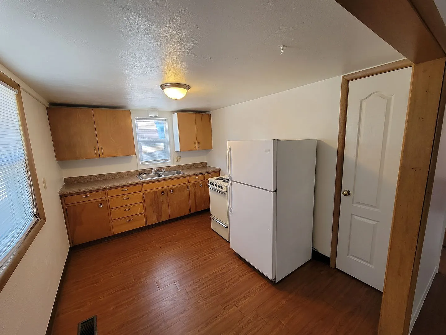 Zip Zap Properties — Photo 3