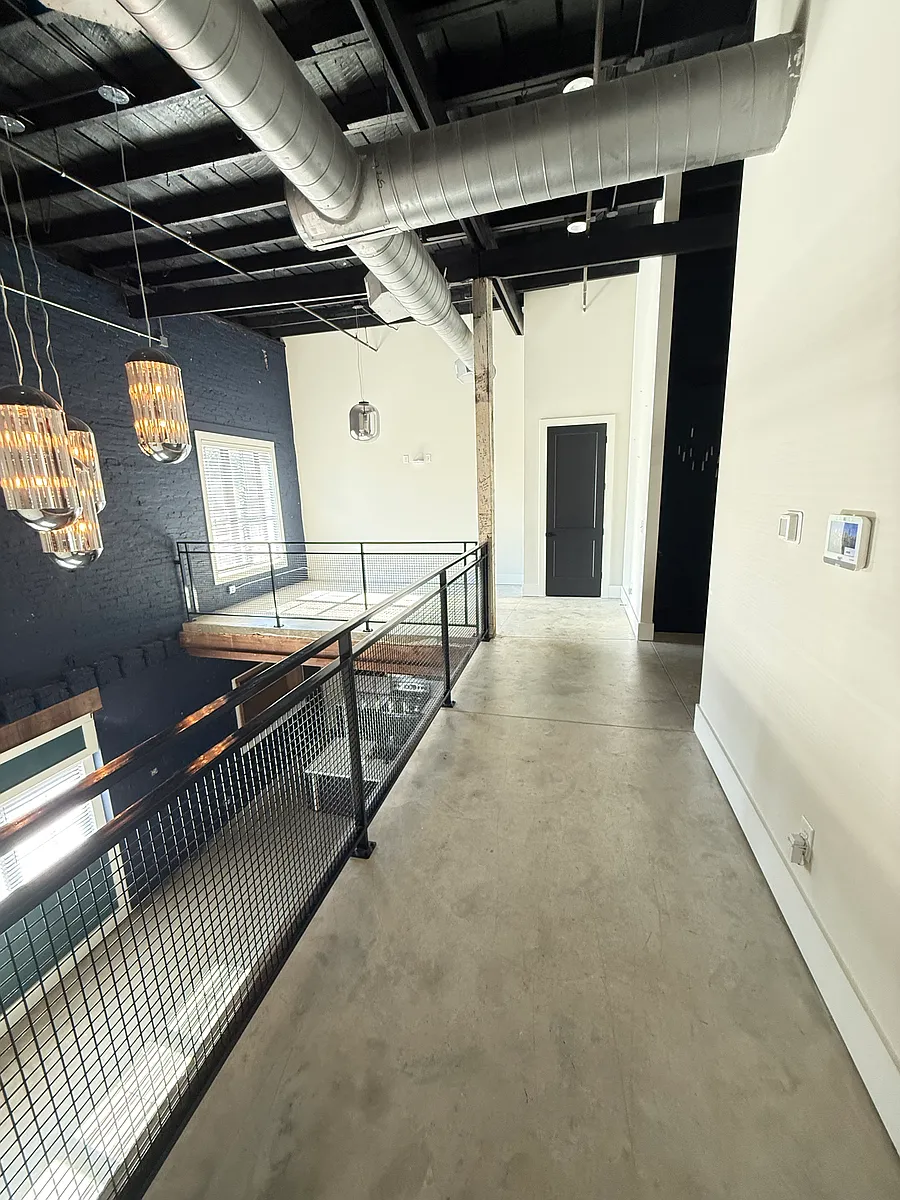 Building Photo - 42 Keys Ferry St #204