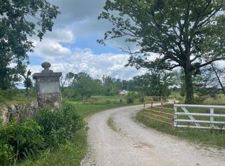 1452 Kaylor Rd, Mountain Grove, MO 65711