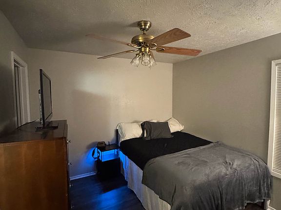 4th image of 1104 Spring Loop APT C