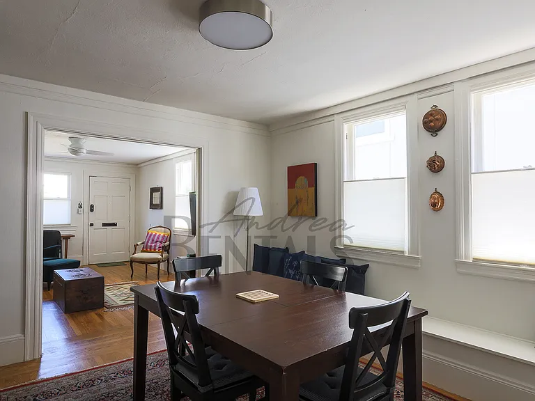 87 1/2 Linda Ave — Photo 8