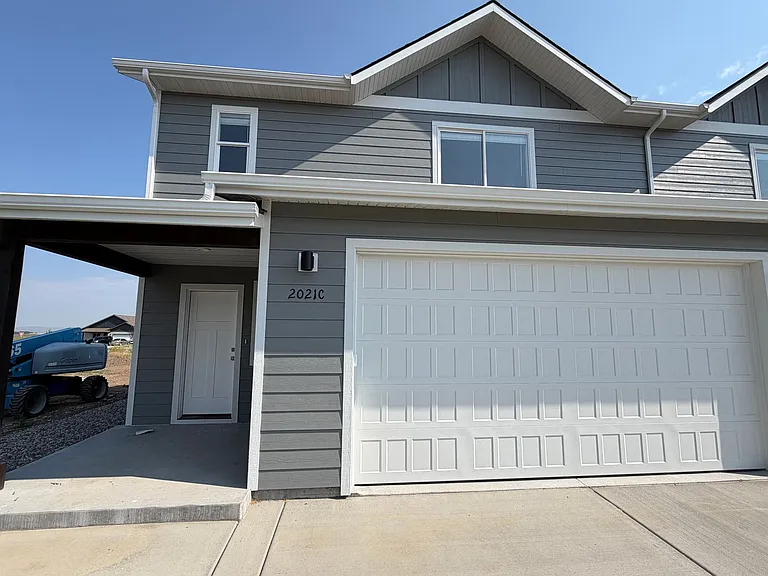 2021 Windjammer Way #C — Photo 1