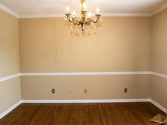 5th image of 419 Haynes Dr