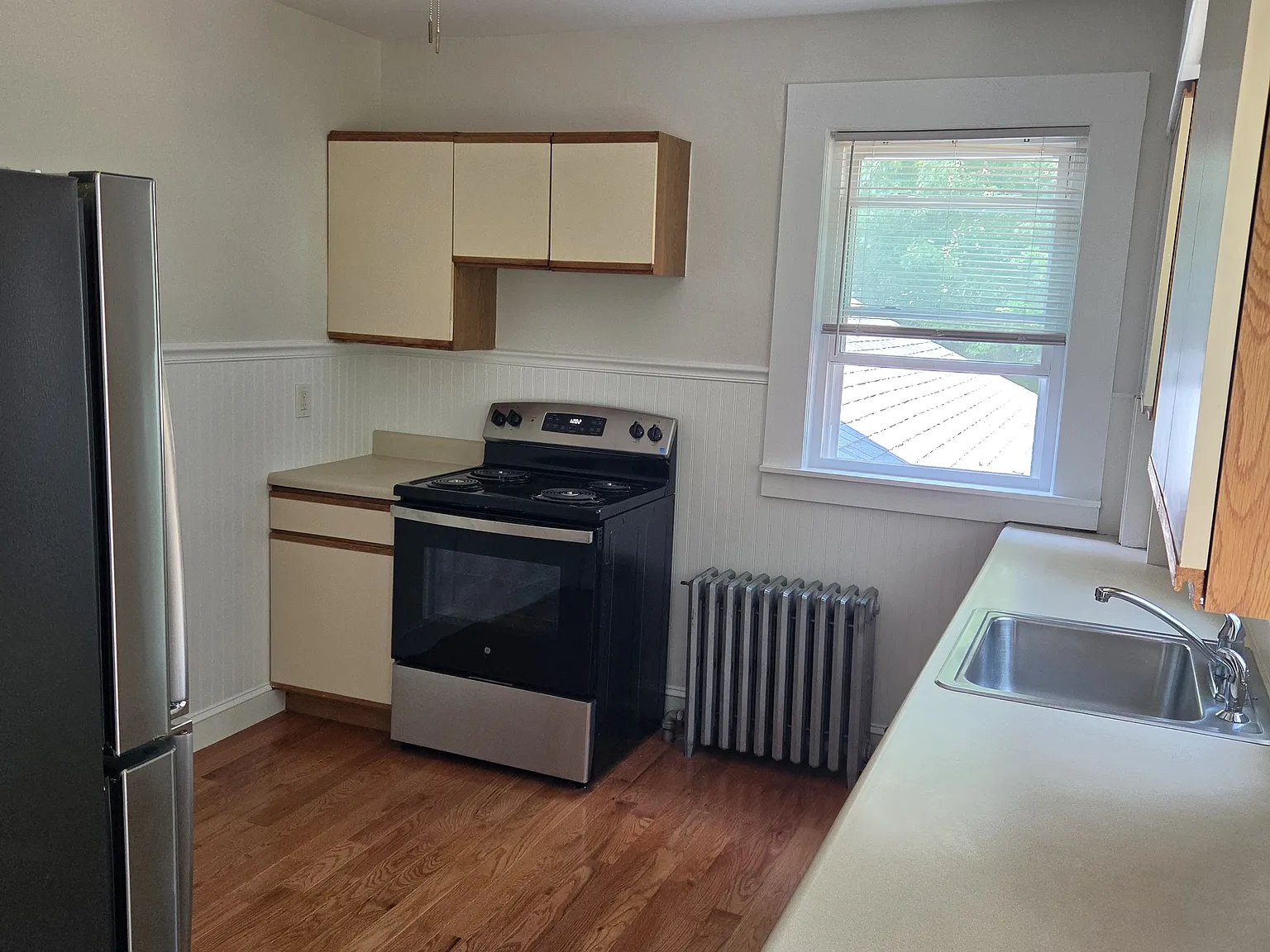 207 Chandler St — Photo 2