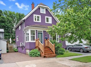 6328 Edinburgh St, Halifax, NS B3L1W4