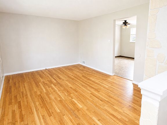 Living Room - 2/3 Bedroom Townhome