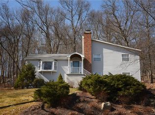 30 Di Rubbo Dr, Cortlandt Manor, NY 10547