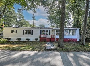 502 Forest Park, Middletown, RI 02842