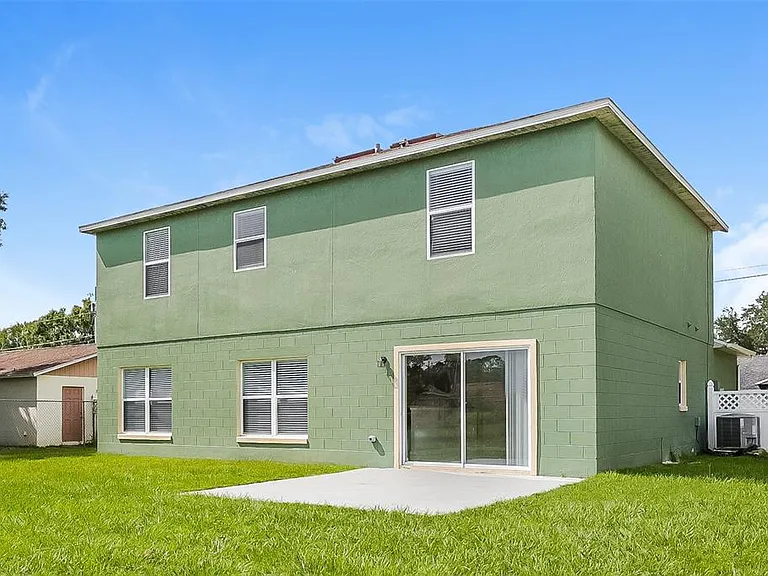 133 Carlisle Ct — Photo 14