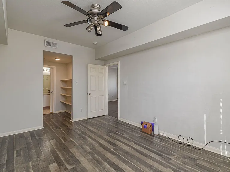 6289 Wilcrest Dr #5203 — Photo 11