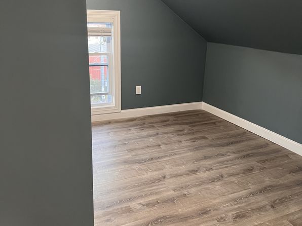130 Railroad St FLOOR 3