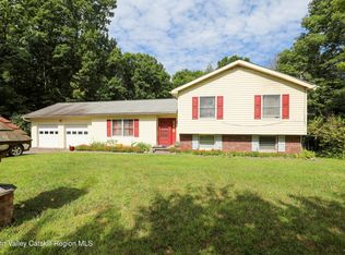 38 Roxanne Blvd, Lloyd, NY 12528