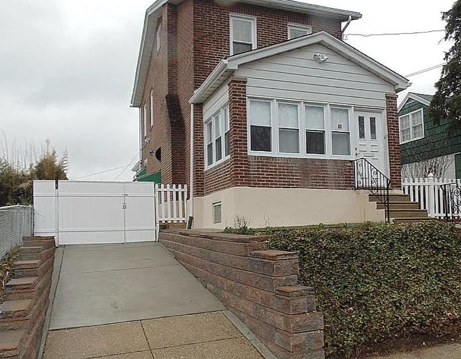 1st image of 2124 Borbeck Ave