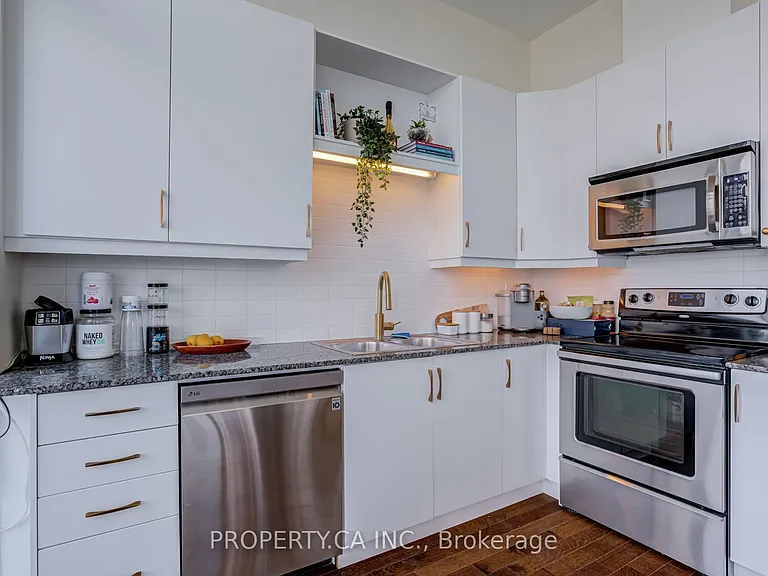 500 Sherbourne St #3404 — Photo 10